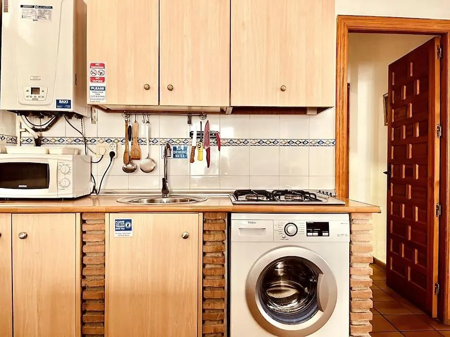 Charming Spacious Albayzin Apartment Granada